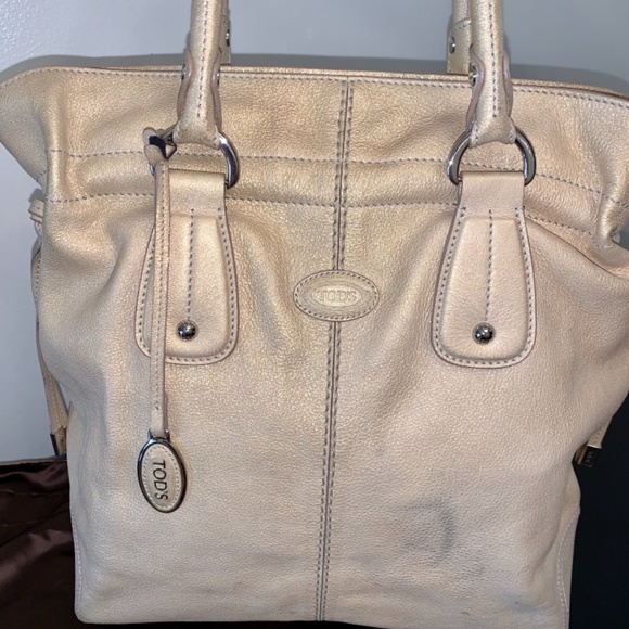 Large Tod’s purse in gold - Picture 4 of 12